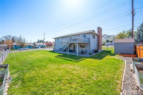 932 Crawford Avenue Wenatchee WA 98801