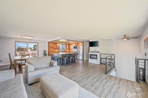 932 Crawford Avenue Wenatchee WA 98801