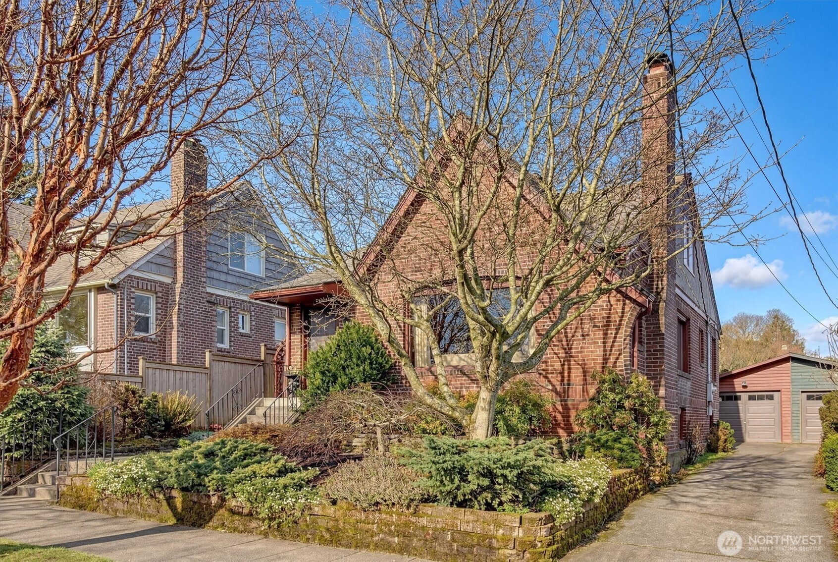 6752 9th Avenue NW Seattle WA 98117