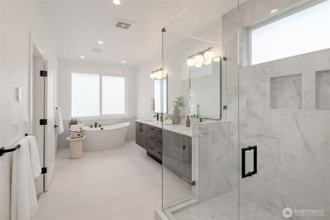 5816 NE 4th Place Renton WA 98059