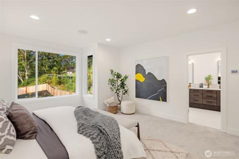 5816 NE 4th Place Renton WA 98059