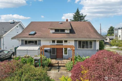 4817 Greenwood Avenue N Seattle WA 98103