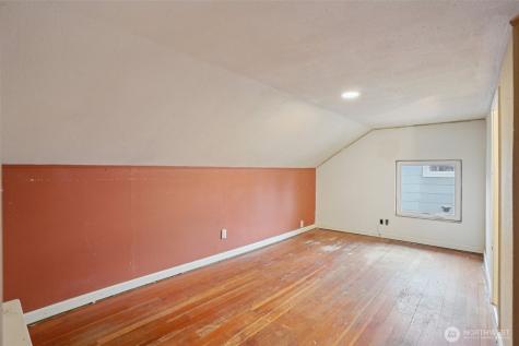 4817 Greenwood Avenue N Seattle WA 98103