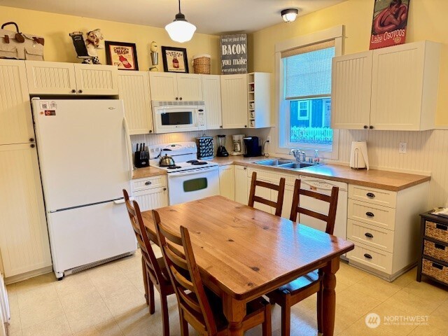 102 Shenanigan Lane Oroville WA 98844