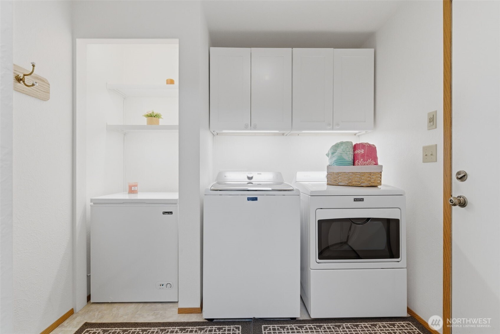6784 NE Whidbey Drive Hansville WA 98340