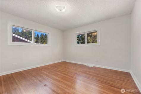 5316 East Drive Everett WA 98203