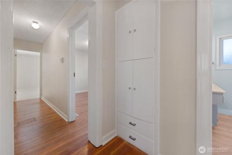 5316 East Drive Everett WA 98203