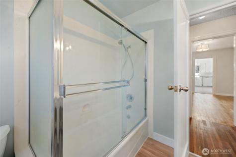 5316 East Drive Everett WA 98203