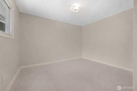 5316 East Drive Everett WA 98203