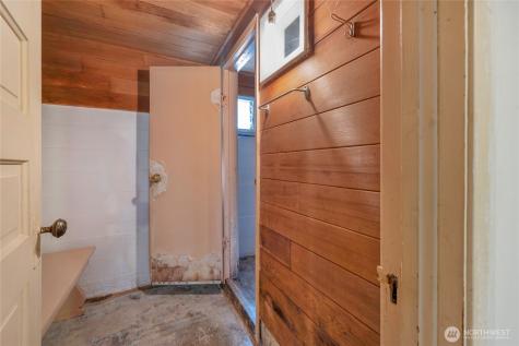 5316 East Drive Everett WA 98203