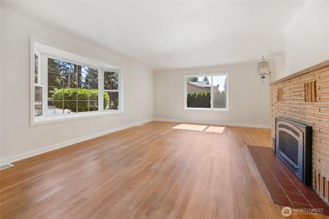 5316 East Drive Everett WA 98203