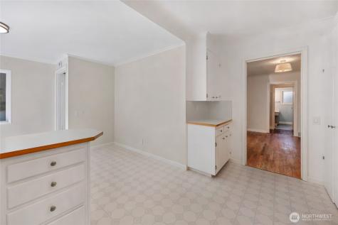 5316 East Drive Everett WA 98203