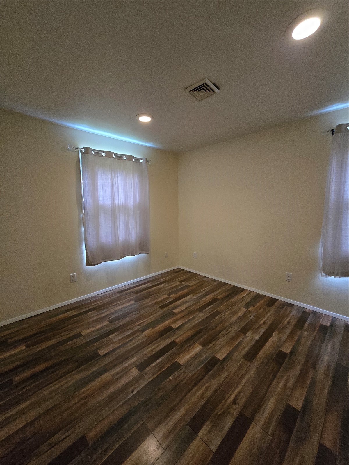 8510 33rd Avenue S Lakewood WA 98499
