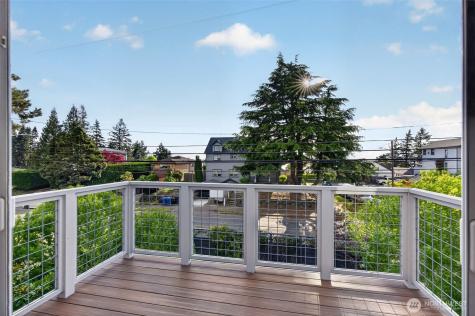 7700 California Avenue SW Seattle WA 98136