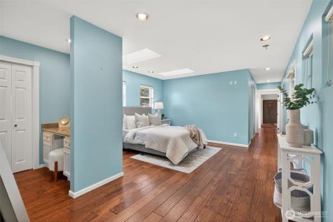 7700 California Avenue SW Seattle WA 98136