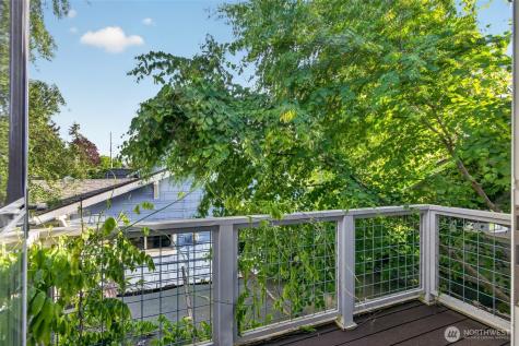 7700 California Avenue SW Seattle WA 98136