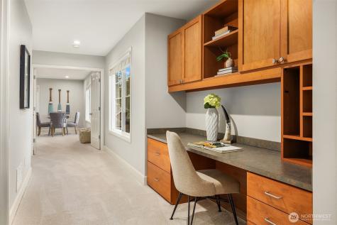 914 272nd Place SE Sammamish WA 98075