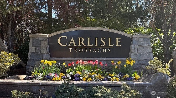 914 272nd Place SE Sammamish WA 98075