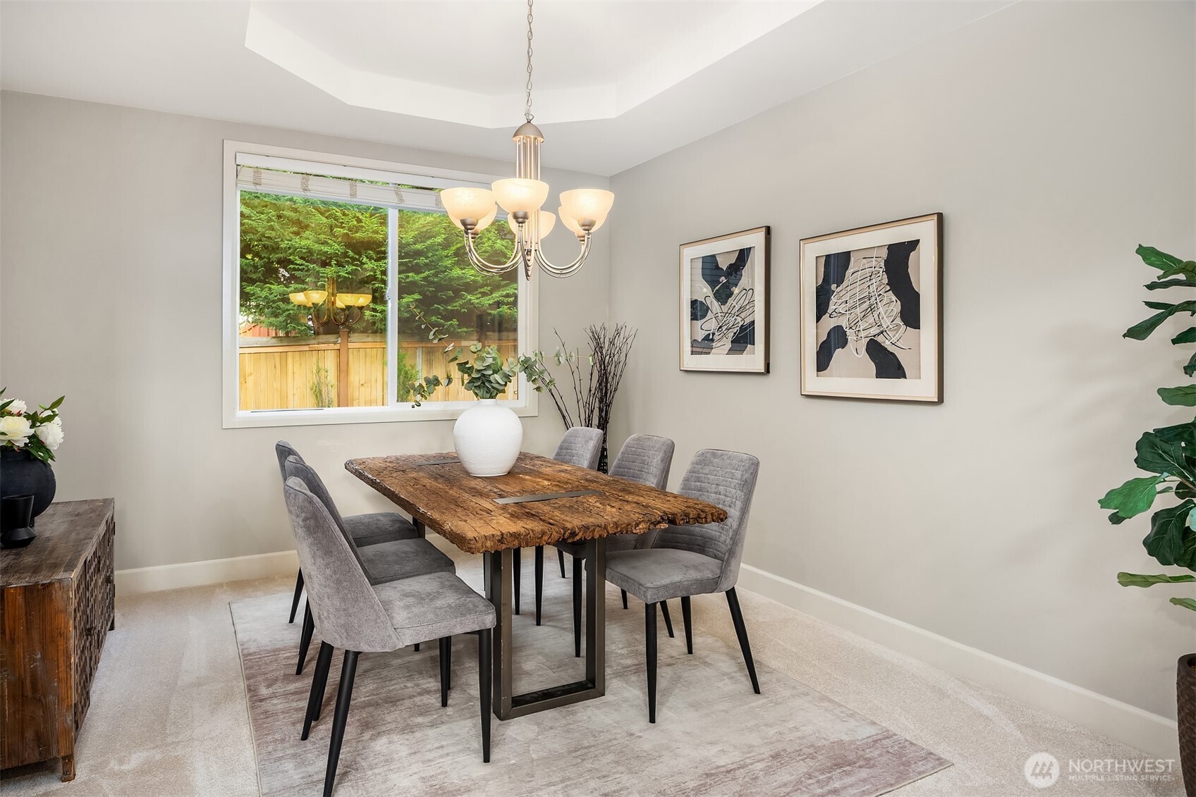 914 272nd Place SE Sammamish WA 98075