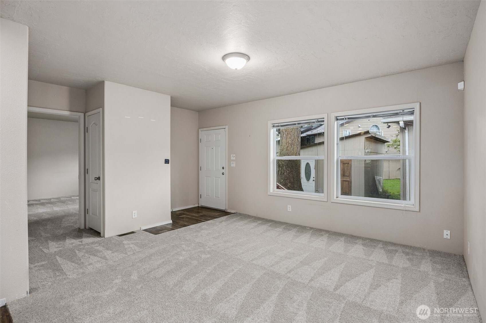 1720 Maple Lane Kent WA 98030
