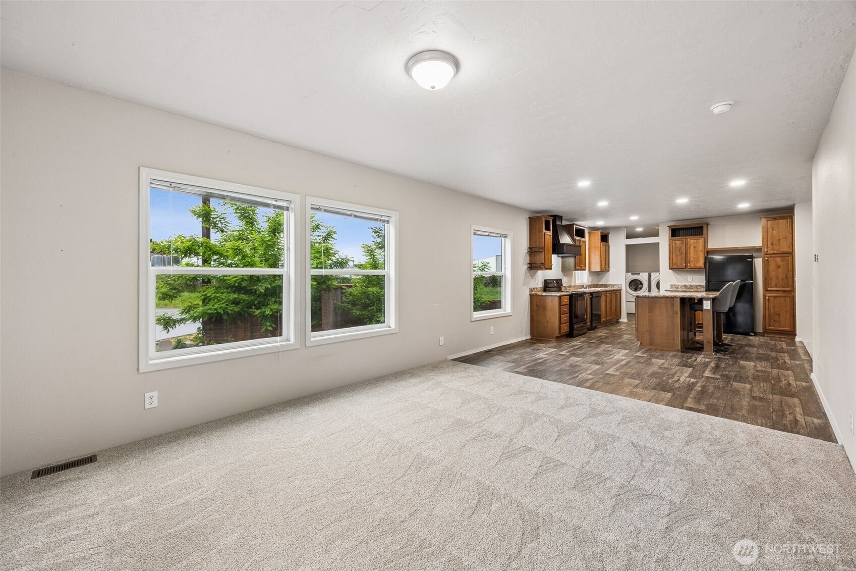 1720 Maple Lane Kent WA 98030