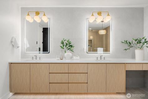 3983 162nd Place SE Bellevue WA 98006