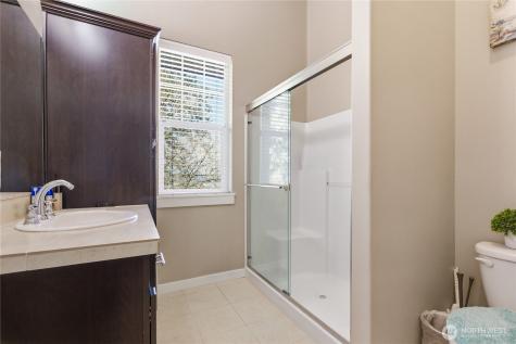 33852 56th Place S Auburn WA 98001