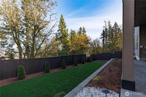 33852 56th Place S Auburn WA 98001