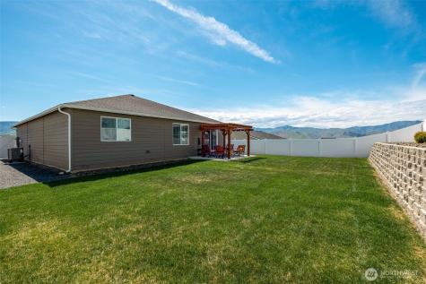 2355 3rd St SE East Wenatchee WA 98802