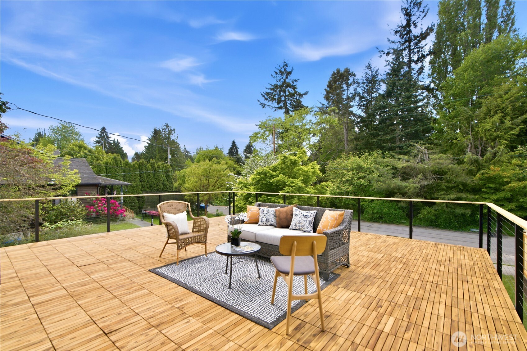 9526 7th Avenue NW Seattle WA 98117