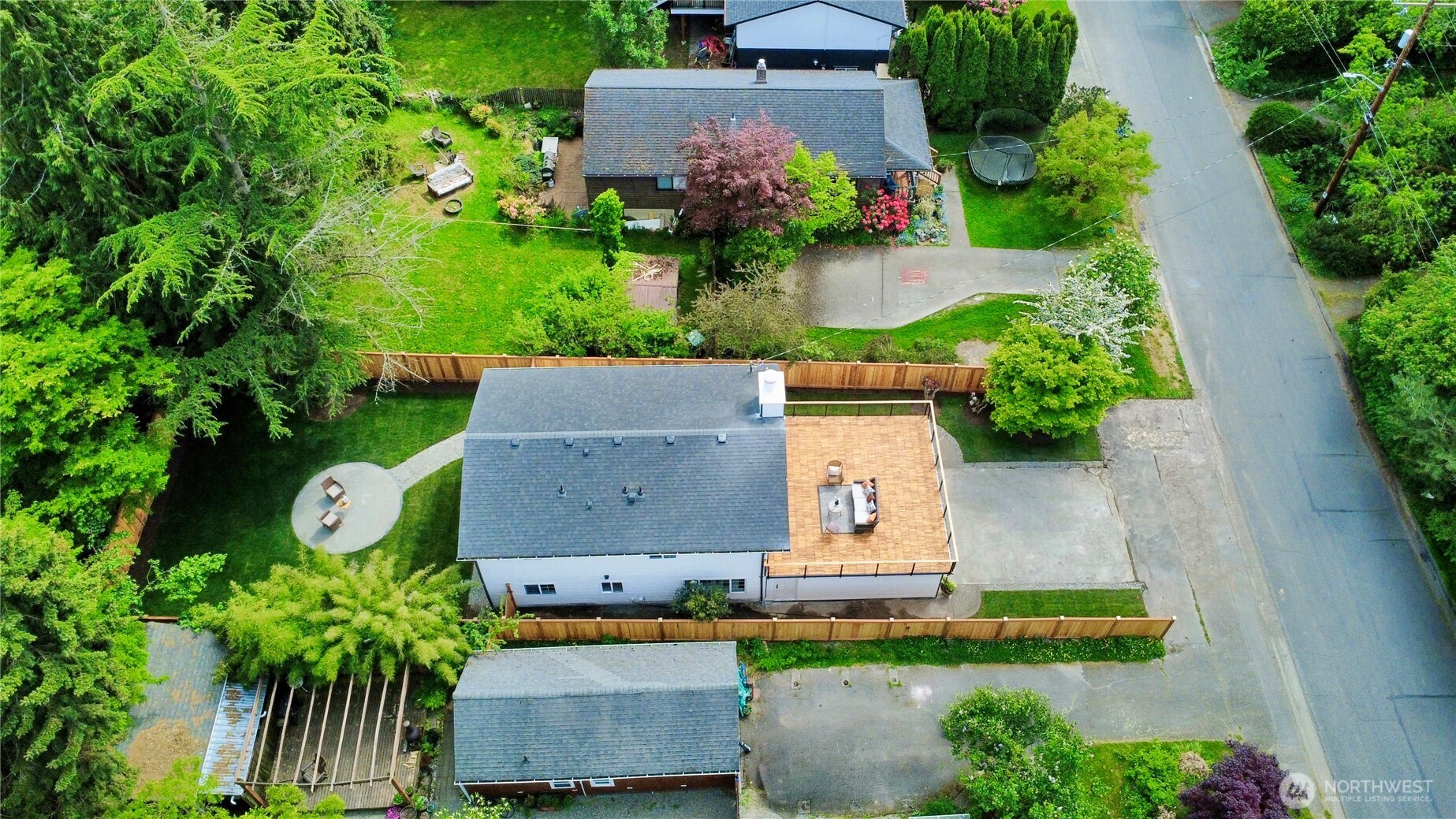 9526 7th Avenue NW Seattle WA 98117