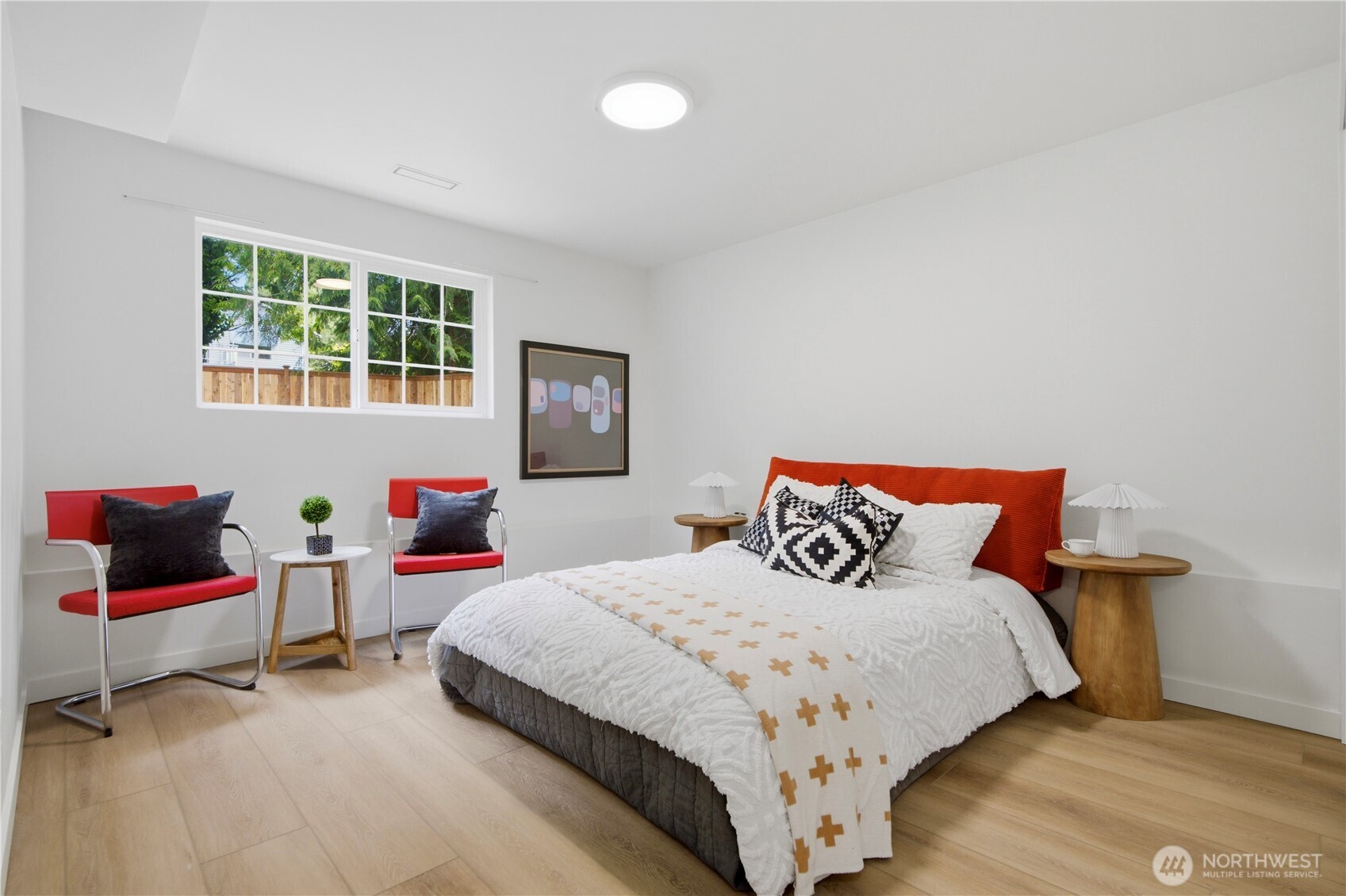 9526 7th Avenue NW Seattle WA 98117