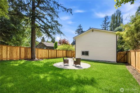 9526 7th Avenue NW Seattle WA 98117