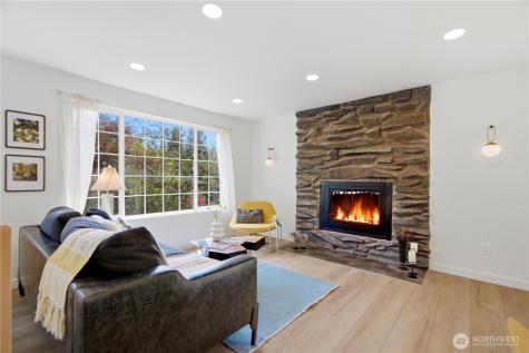 9526 7th Avenue NW Seattle WA 98117
