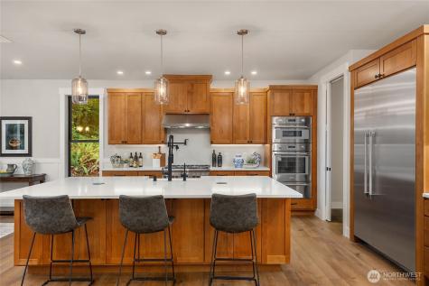 7535 NE West Port Madison Road Bainbridge Island WA 98110