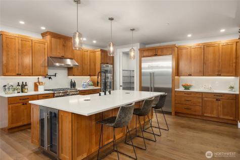 7535 NE West Port Madison Road Bainbridge Island WA 98110