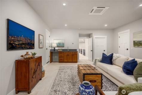 7535 NE West Port Madison Road Bainbridge Island WA 98110