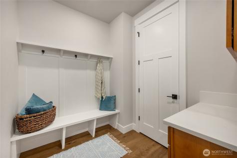 7535 NE West Port Madison Road Bainbridge Island WA 98110