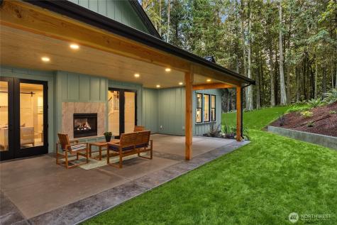 7535 NE West Port Madison Road Bainbridge Island WA 98110