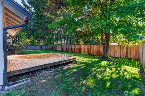 8716 157th St Ct E Puyallup WA 98375