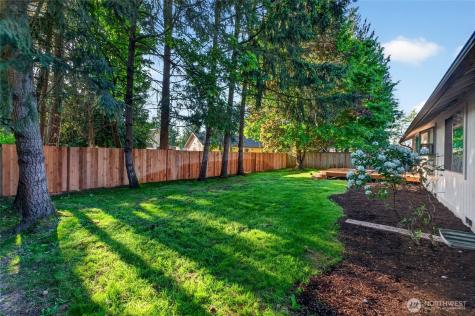 8716 157th St Ct E Puyallup WA 98375