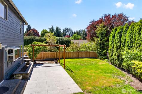 13505 174th Avenue NE Redmond WA 98052