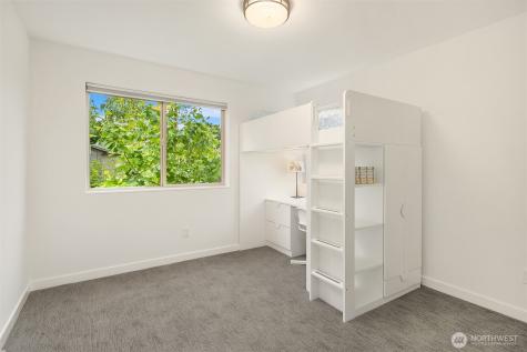 9230 Interlake Avenue N Seattle WA 98103