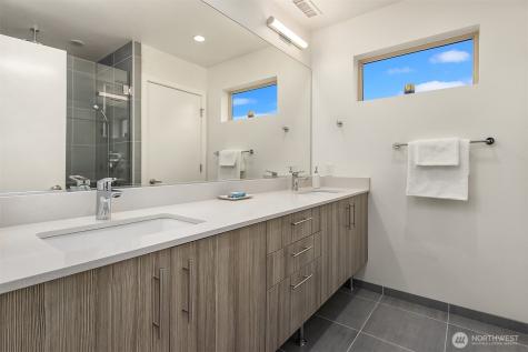 9230 Interlake Avenue N Seattle WA 98103