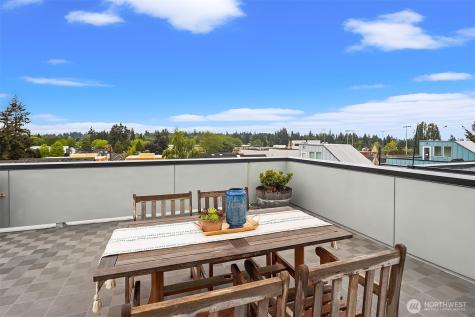 9230 Interlake Avenue N Seattle WA 98103