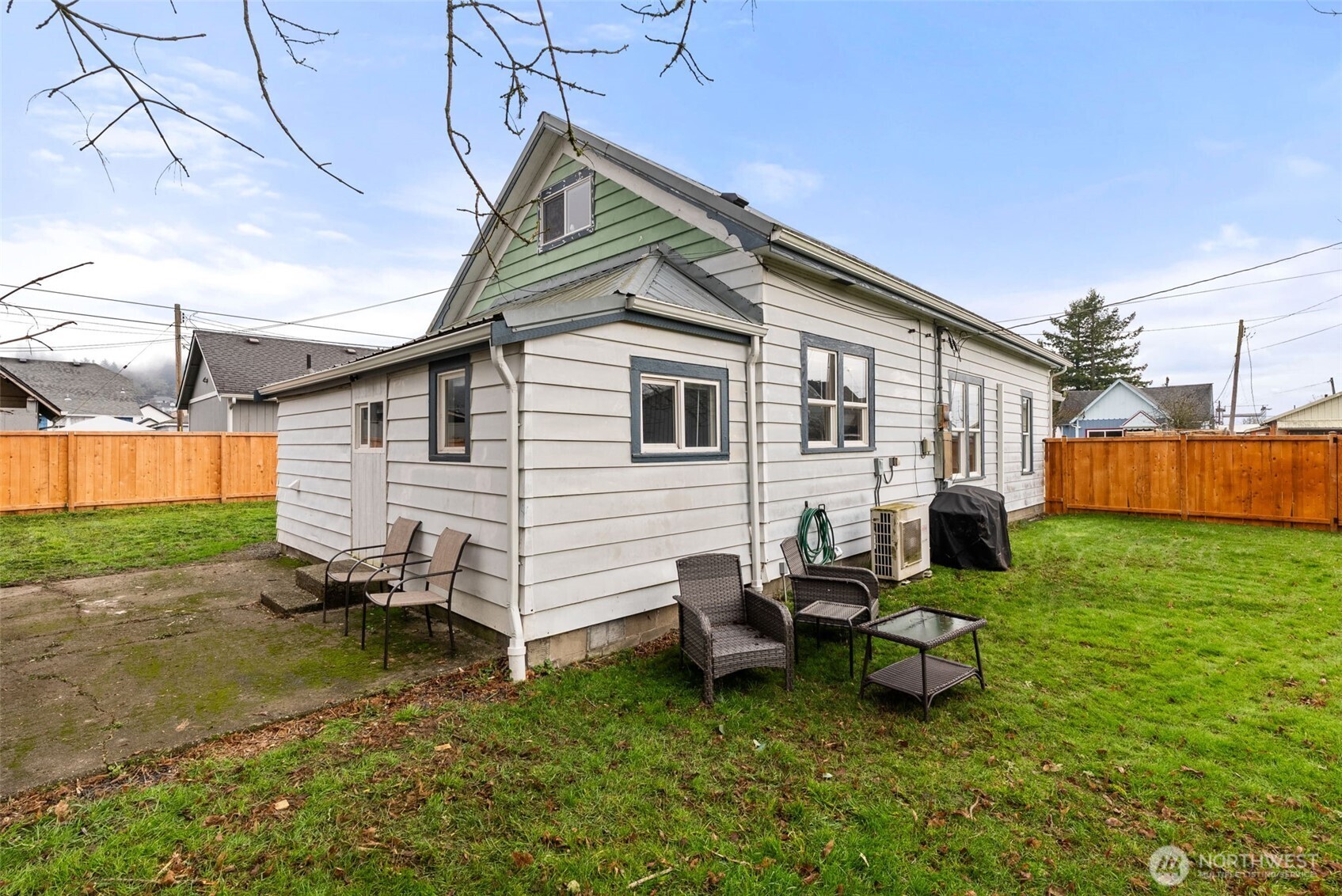 262 SW 2nd Street Chehalis WA 98532
