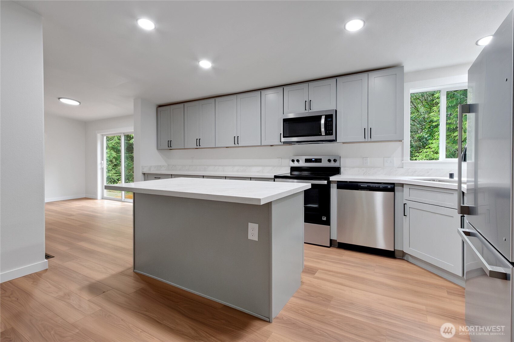 2074 W Cloquallum Road Shelton WA 98584