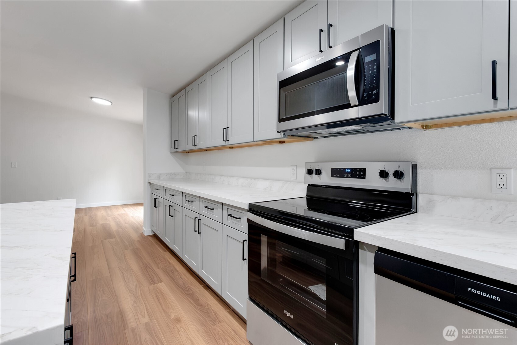 2074 W Cloquallum Road Shelton WA 98584