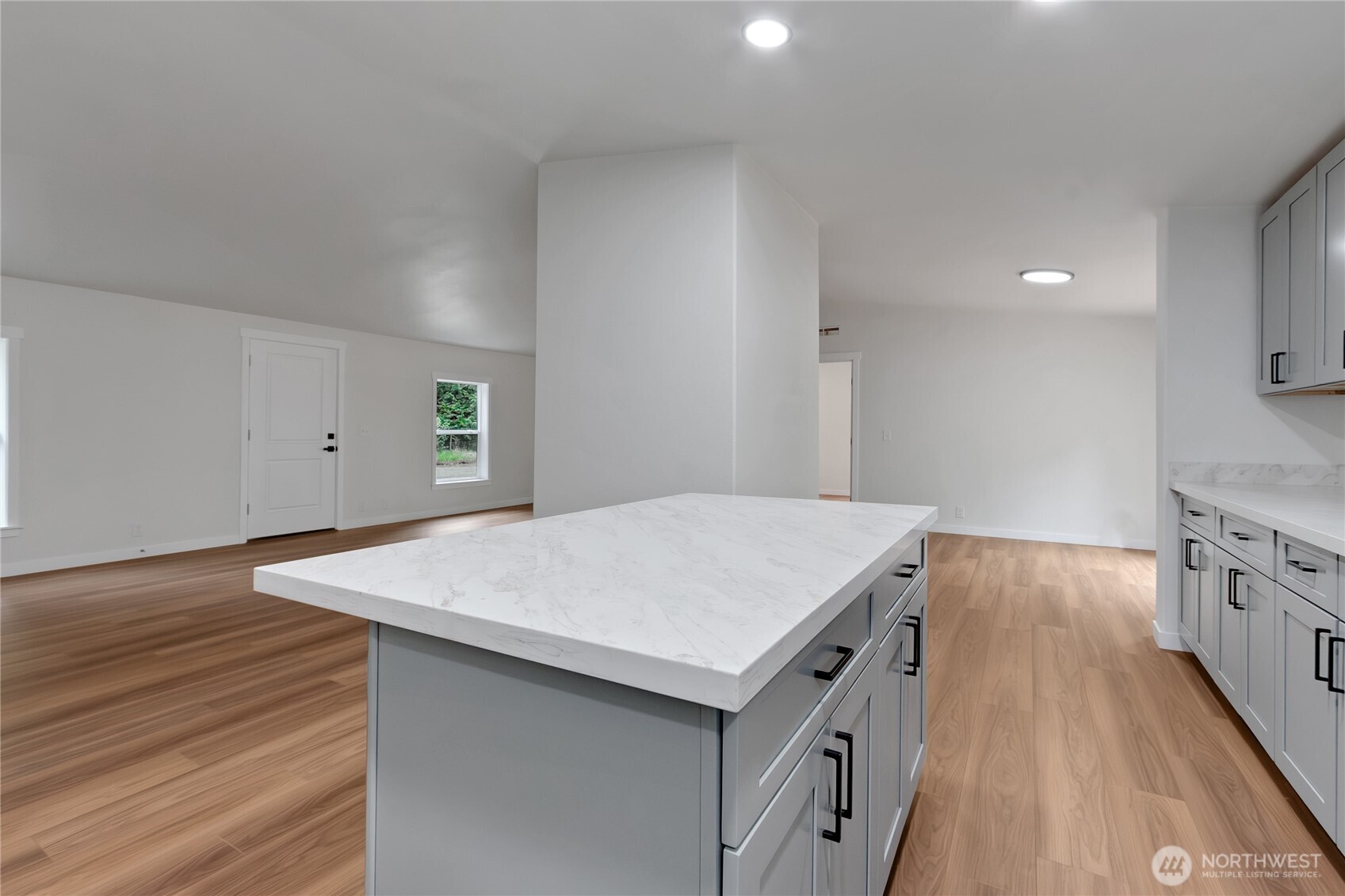 2074 W Cloquallum Road Shelton WA 98584