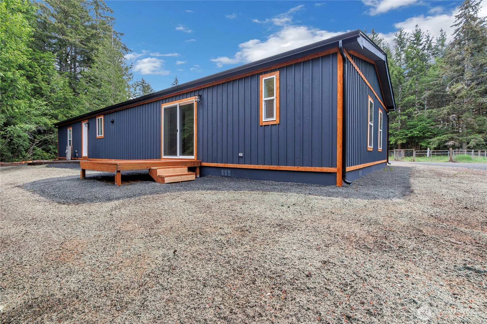 2074 W Cloquallum Road Shelton WA 98584